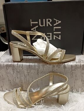 Naturalizer Vanessa 2 Strappy Heeled Sandals Women's Sz 8.5 M